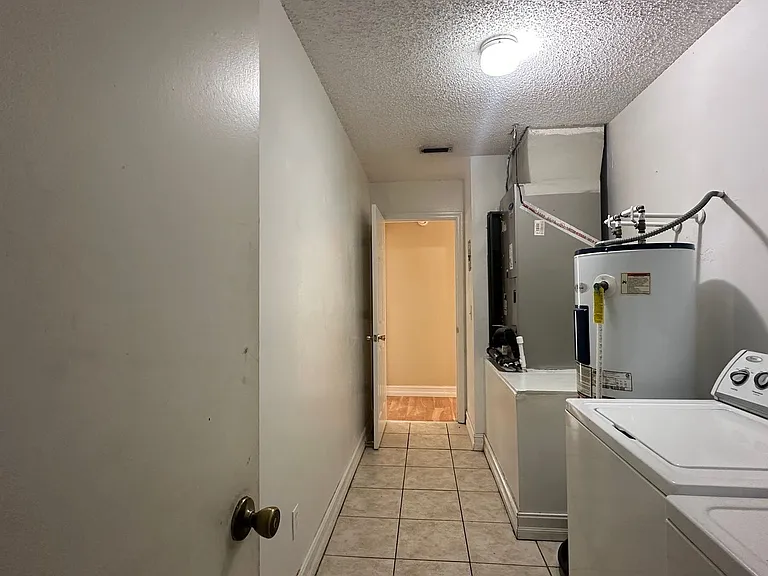 487 Carrigan Ave — Photo 35