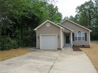 412 Shady Ln, High Point, NC 27262