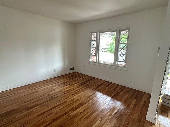 2nd image of 527 Leverett Ave