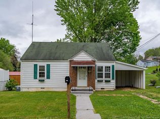 598 Stuart Dr, Elizabethton, TN 37643