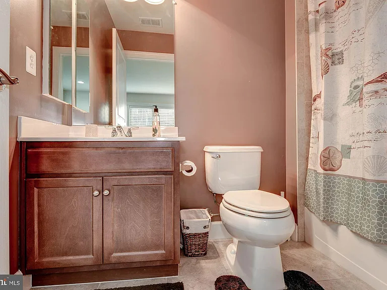 3309 Kemper Rd — Photo 10
