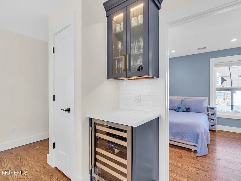 455 Main St E — Photo 25