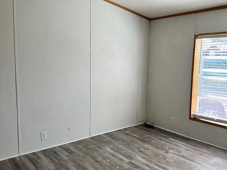 119 Silver Maple Dr — Photo 7