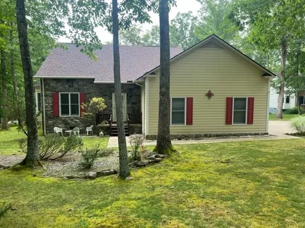 129 Oak Ln, Daniels, WV 25832