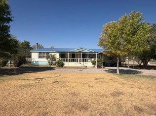 24 Dover Rd, Dexter, NM 88230