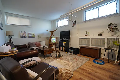 230 Walnut St #20A Photo 1