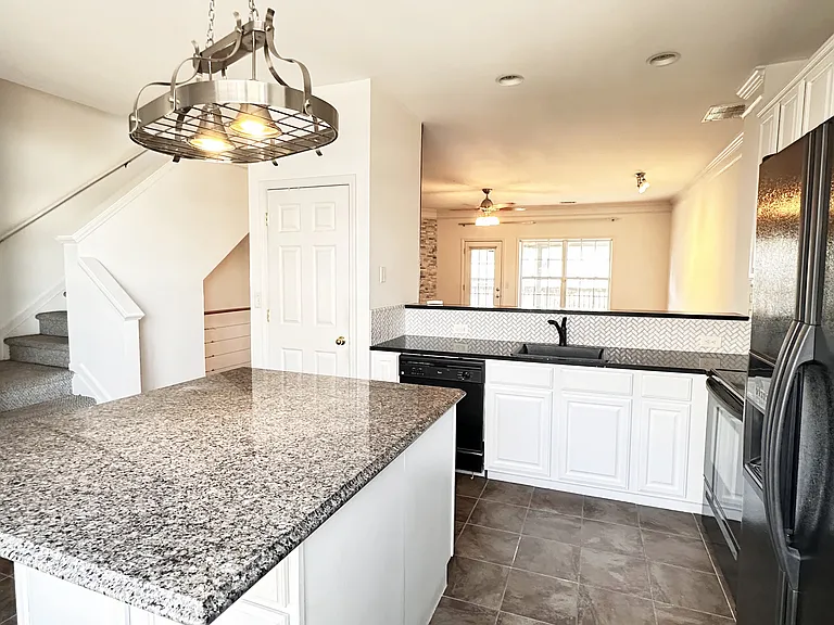 307 Savoy Ct — Photo 15