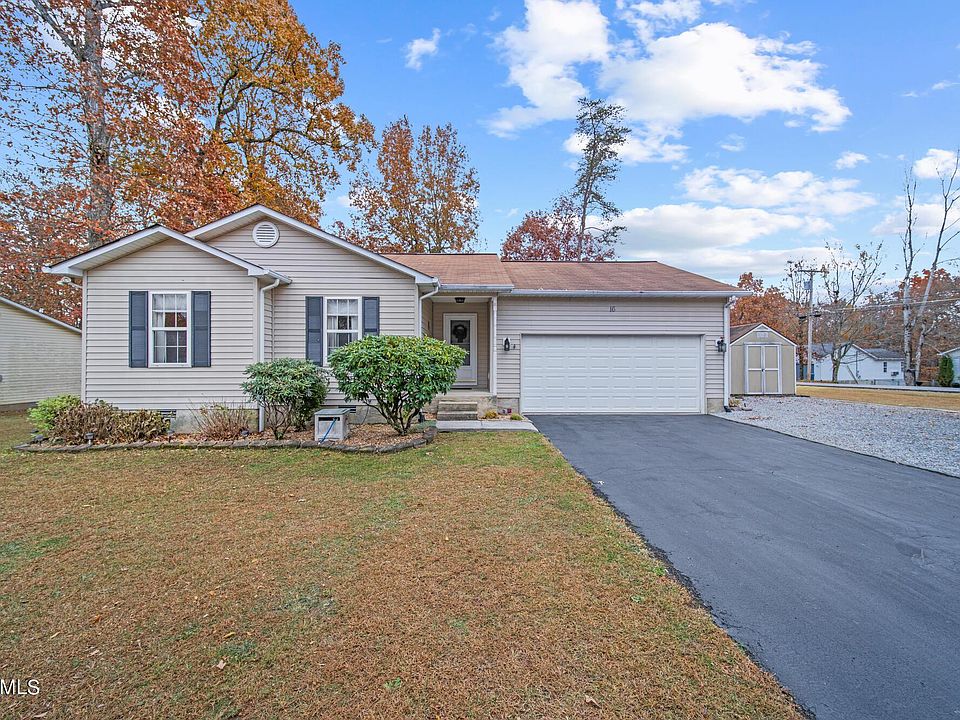 1st image of 16 Marymont Dr