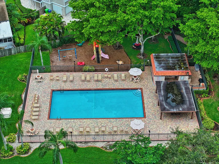 15813 W Waterside Cir #206 — Photo 12