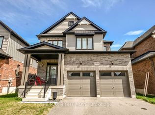 3011 Sierra Dr, Orillia, ON L3V 8L9