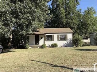 624 40th Pl, Fairfield, AL 35064