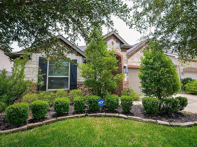 14806 Raleighs Meadow Ct — Photo 1