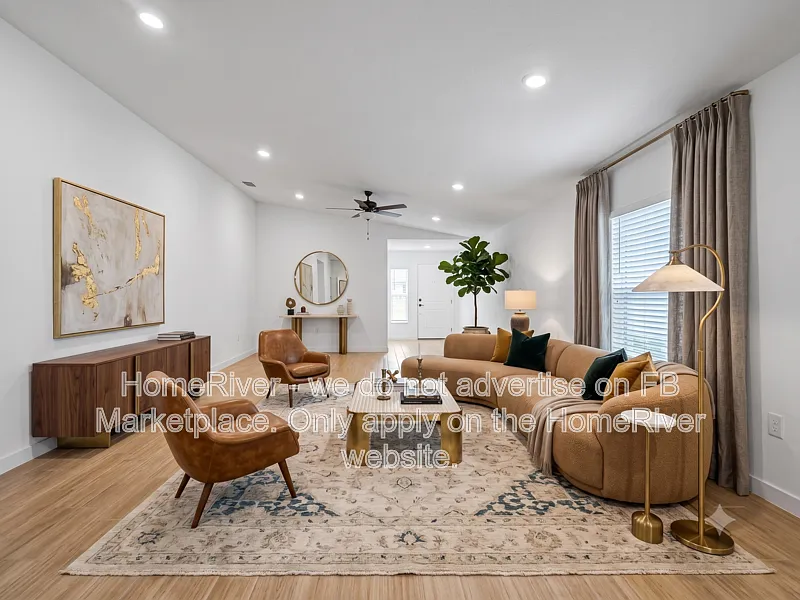 3 bed, 2.0 bath, 1707 sqft, $2,195 — Photo 4