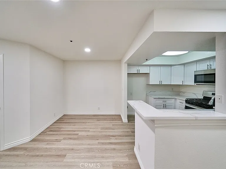 345 S Alexandria Ave #212 — Photo 12