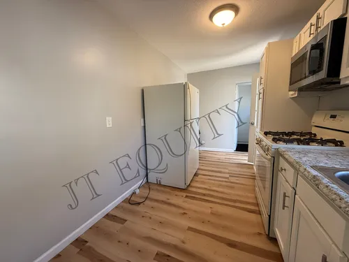 634 Pasadena Ave Photo 1