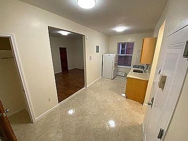 2nd image of 1121 Wheeler Ave APT 1R
