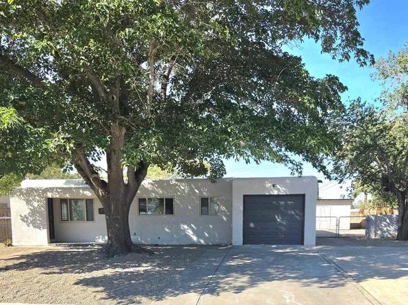 1705 Utah St NE, Albuquerque, NM 87110