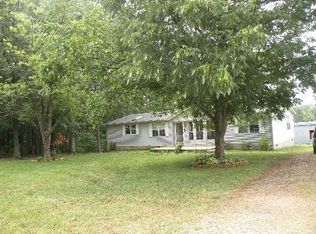 742 Canaan Church Rd, La Crosse, VA 23950
