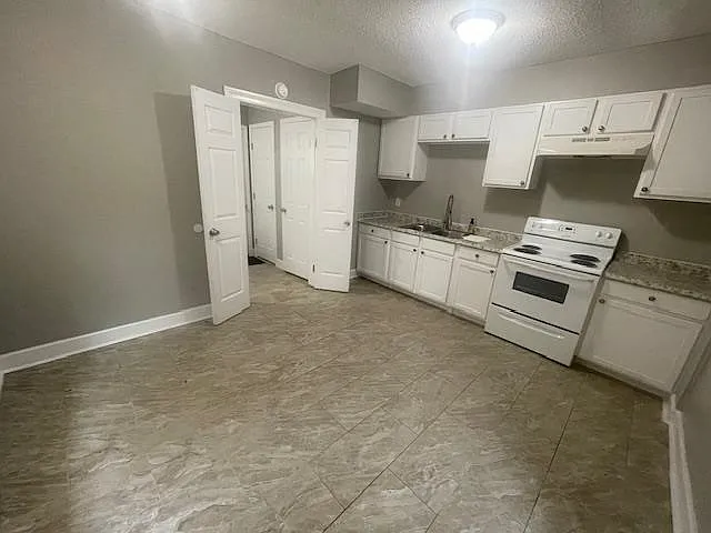 1778 Evelyn Ave — Photo 17