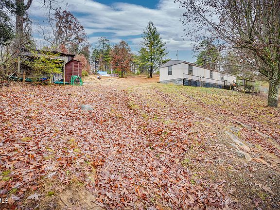 3rd image of 309 Presley Ln