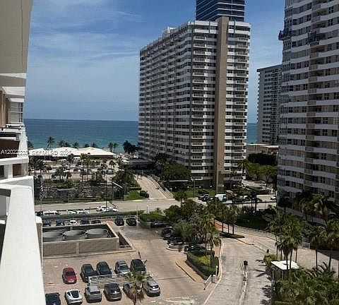 4th image of 1965 S Ocean Dr APT 9K