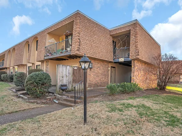 420 Walton Ln APT N70, Madison, TN 37115