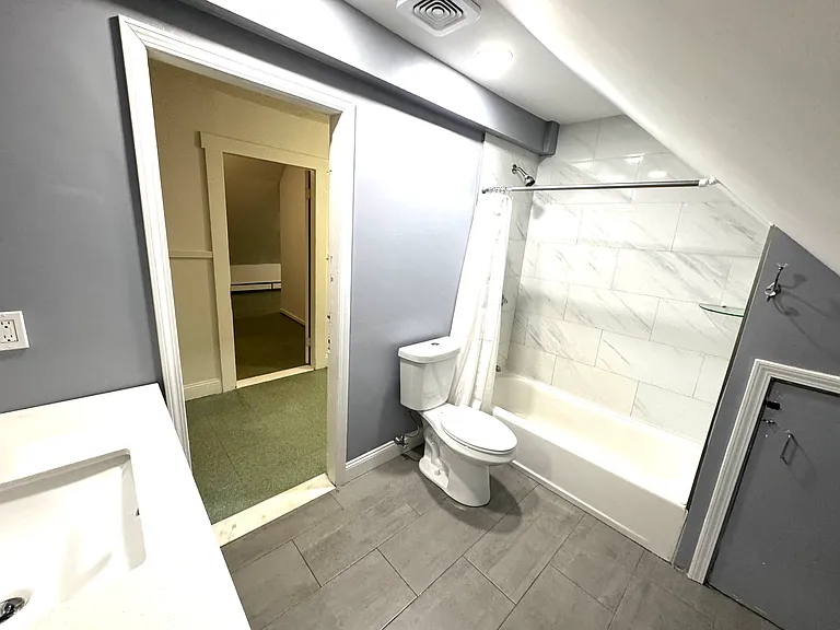 32-34 Salem St #3 — Photo 5
