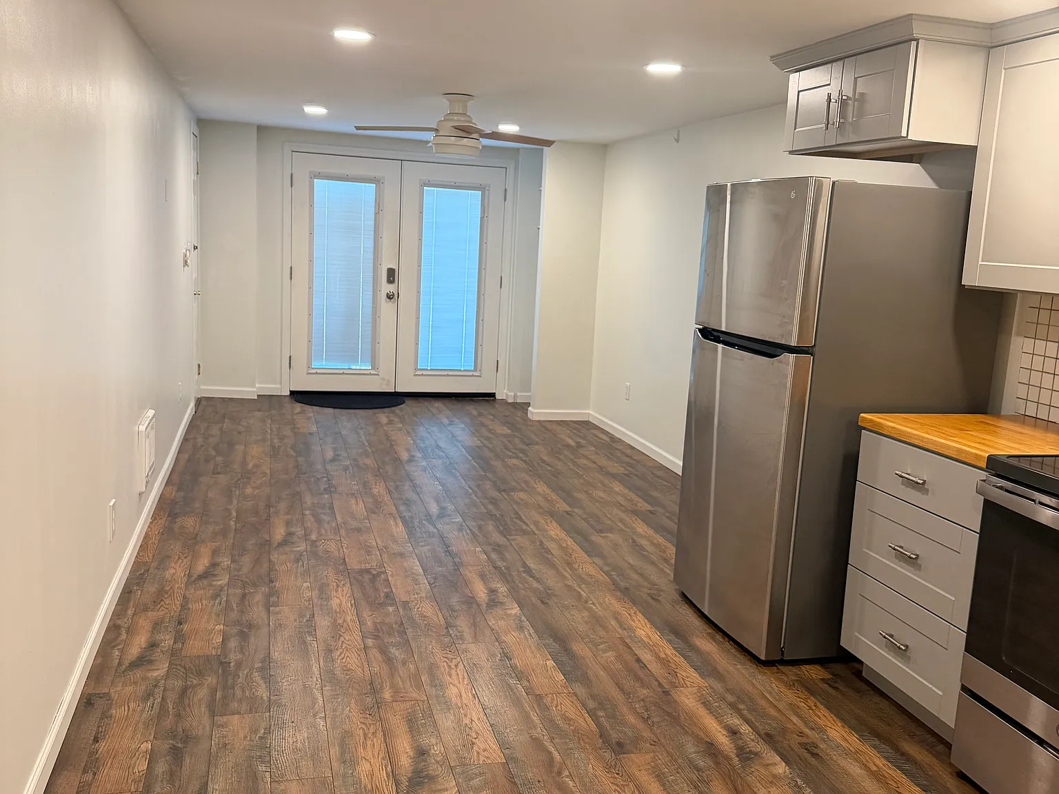 1 bed, 700 sqft, $1,700 — Photo 2