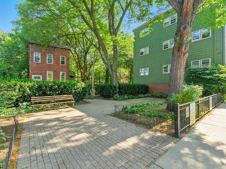 19 Medford St #2 — Photo 26