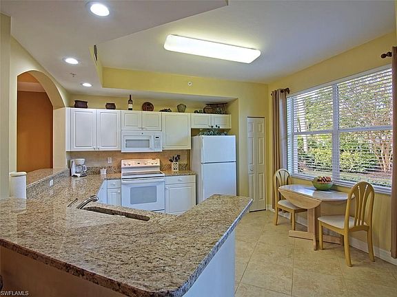 4th image of 20801 Hammock Greens Ln Unit 102