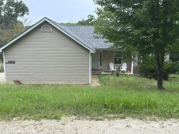 12931 Country Oaks Ln, De Soto, MO 63020