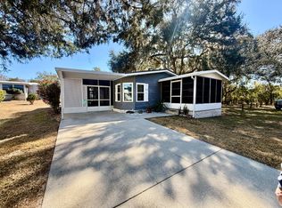 313 Willow Way, Lady Lake, FL 32159