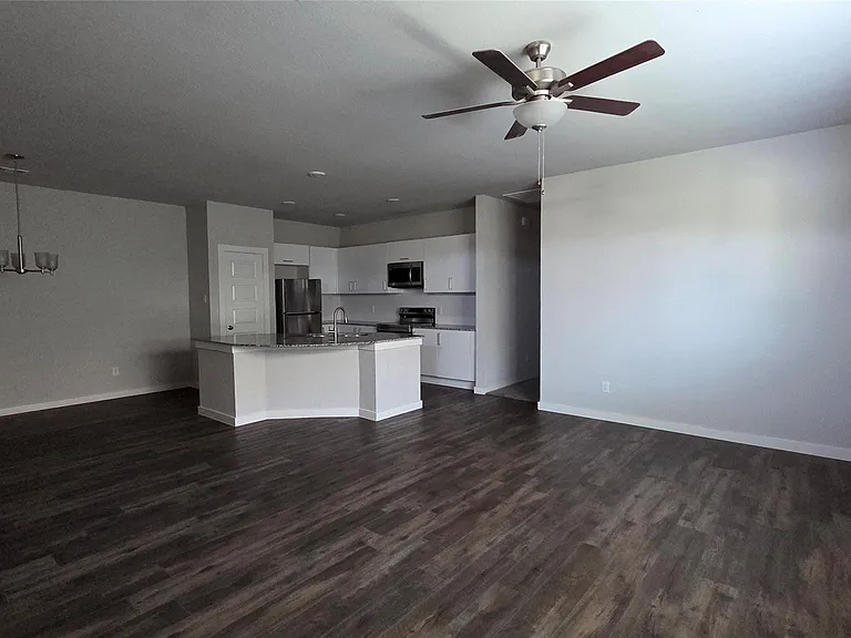 25528 Starling Ln — Photo 3