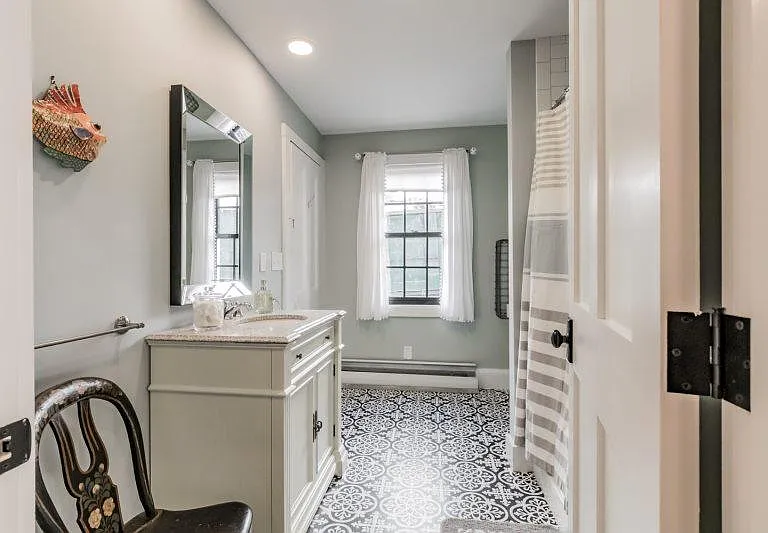 7 Atlantic St #1 — Photo 11