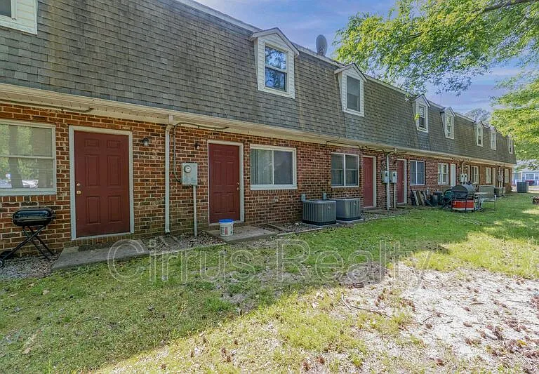 90 Francis St — Photo 28