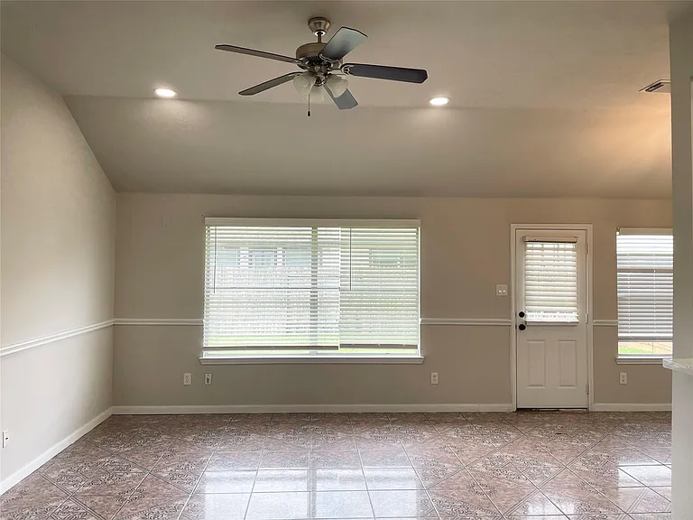 2831 Sockeye Dr — Photo 6