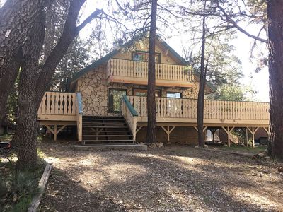 214 Highland Ln, Sugarloaf, CA, 92386