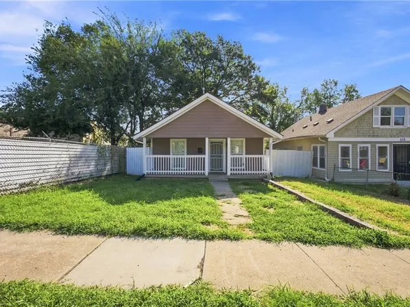 113 Topping Ave, Kansas City, MO 64123