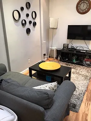 Rented by Susan Finkel, LREB | media 4