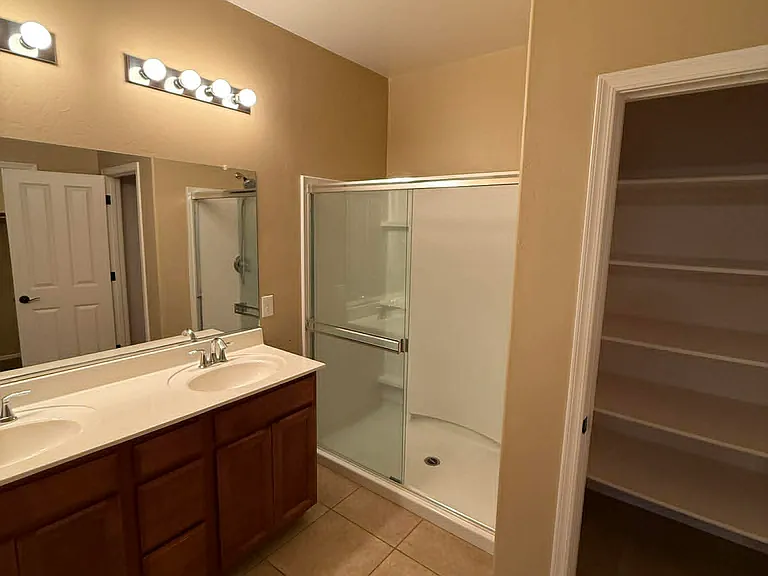 1147 E Empire Canyon Ln — Photo 32