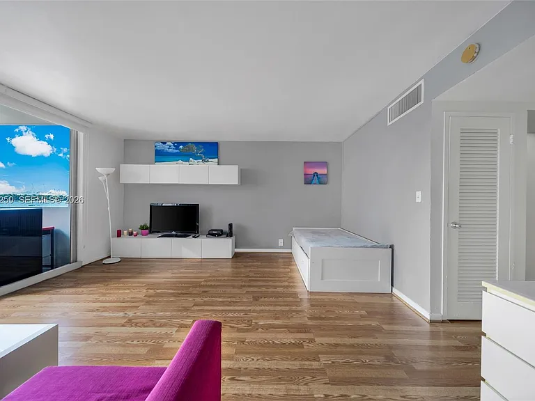 1200 West Ave #327 — Photo 11