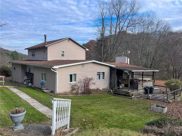 140 Fox Rd, Apollo, PA 15613