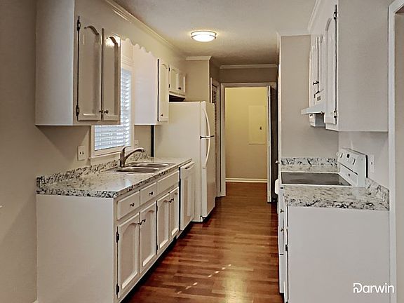 4th image of 6434 Kathryn Ct