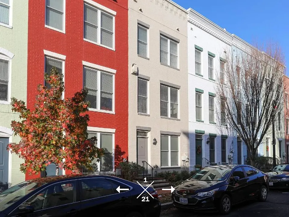 1017 3rd Pl SE