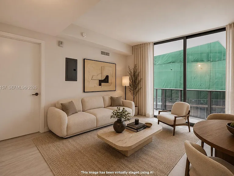 77 SE 5th St #2705 — Photo 4