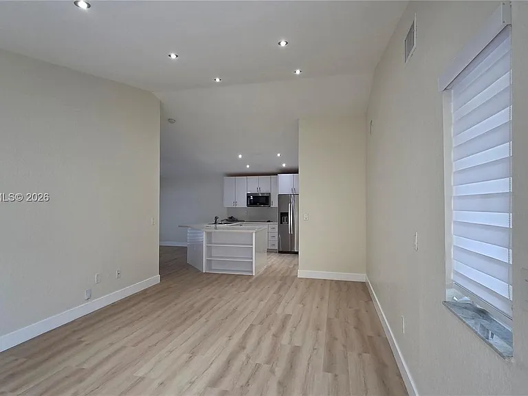 14466 SW 179th Ln — Photo 3
