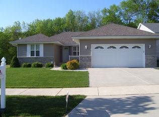 1330 Anthony Ct, Waukegan, IL 60087