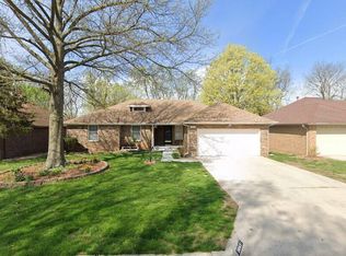3063 S Oak Ave, Springfield, MO 65804