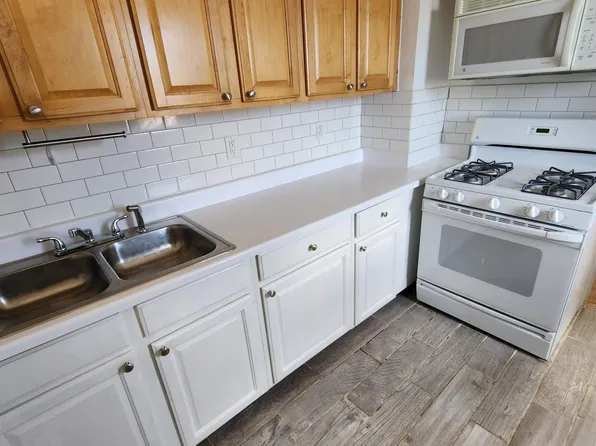 327 3rd Ave, Longmont, CO