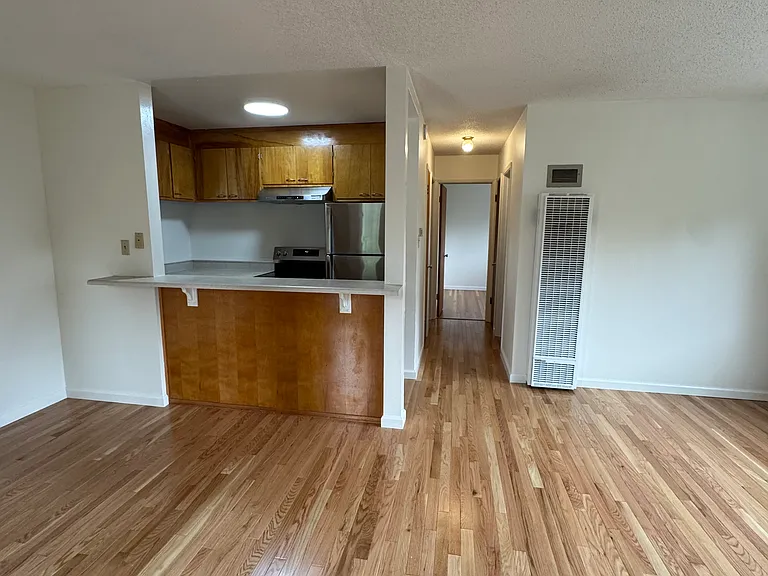 2127 McGee Ave #G — Photo 5